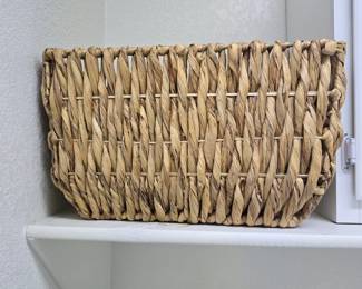 Wicker basket 