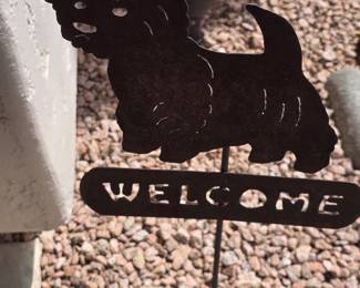 Welcome sign