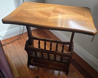 Magazine end table
