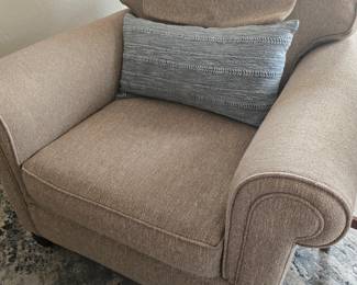 Banhart upholstered chair