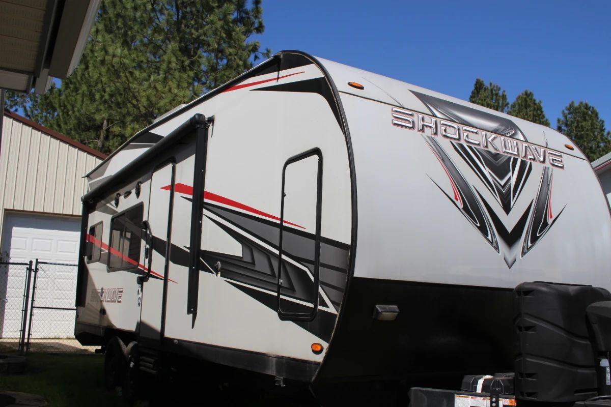 2020 Shockwave Toy Hauler asking $28,000