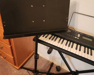 MUSIC STAND