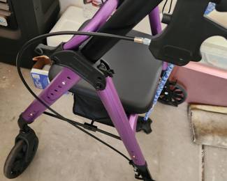 MOBILITY WALKER