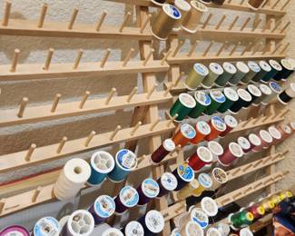 THREAD SELECTION AND ORGANIZER RACKS