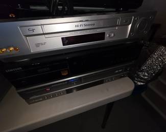 VHS/DVD players