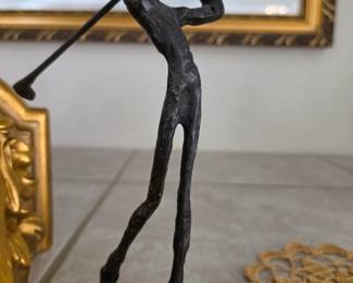 Bronze Golfer Statue