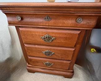 Kincaid Nightstand 