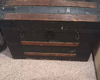 Dome-top Trunk