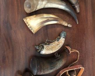 Olde black powder horns. 4” to 10”