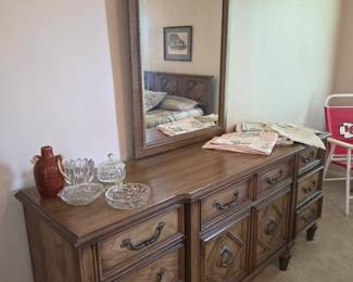 10 drawer dresser