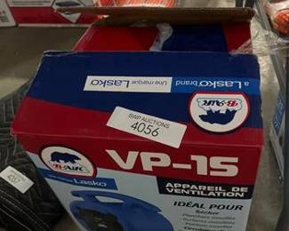 B-Air 13.3 in. H 3 speed Blower Fan