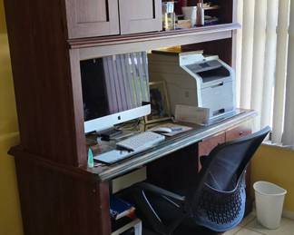 An office desk ready to go....  Printer not for sale