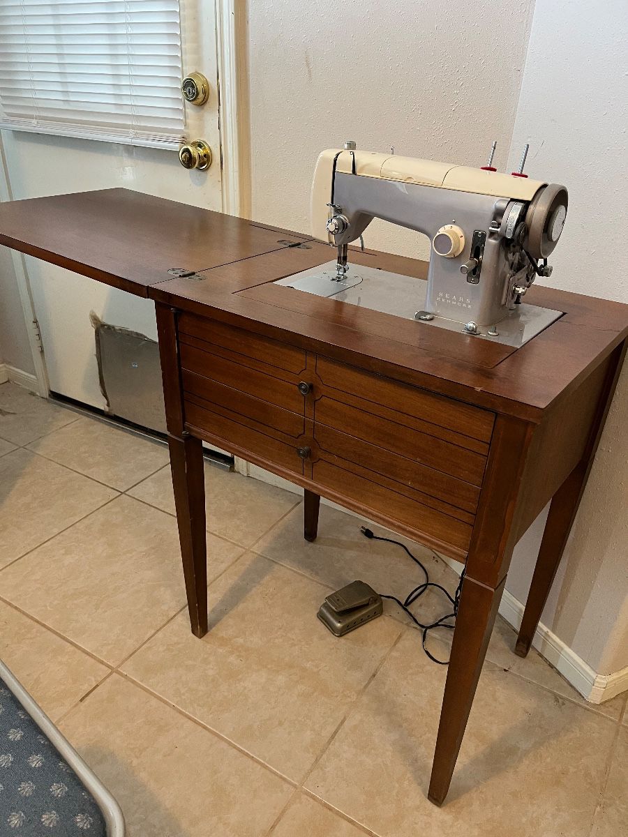 Sears Kenmore Sewing Machine - Pic #1