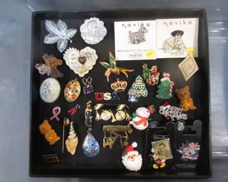 Brooches & Pins