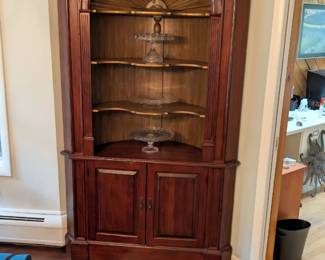 Federal Style Mahogany Finish Corner Cabinet
