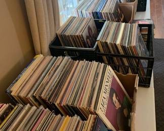 Collection of 800 Vintage Vinyl LPs