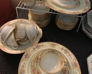 Noritake "Symphony" 3915 Floral and Gold Fine China