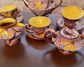 Unusual tea set