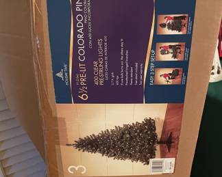 6 1/2 ft pre-lit Christmas tree