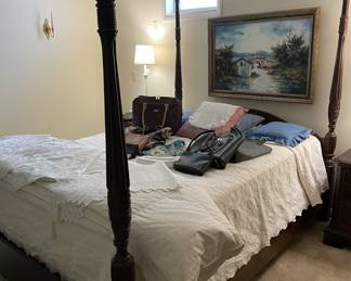 4 post canopy bed