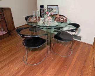 Glass Pedestal Table