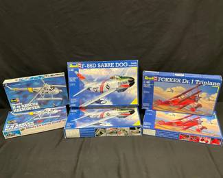 Revell Aircraft Model Kits feat. Sikorsky H19 Rescue Helicopter