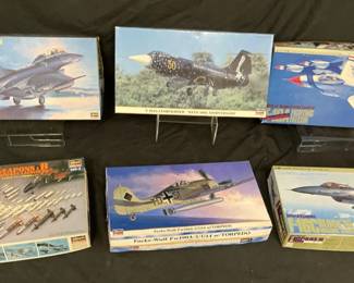 Hasegawa Model Airplane Kits Feat. Thunderbirds Fighting Falcon  Friends