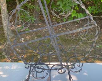 Metal Carousel Planter