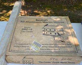 Duracraft All Aluminum Martin House with Post