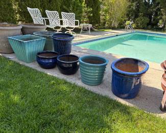 all blue pots are ceramic - gray are resin
