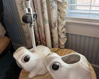 lamp and planter- how fun