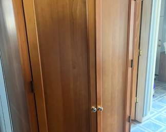 Armoire