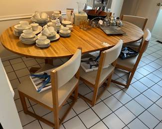 80 Piece Mikasa China Set, Mikasa Vase, Butterfly Drinkware, Dining Table & Chairs 