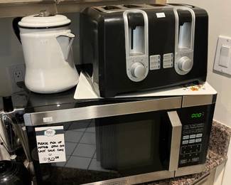 Microwave, Toaster