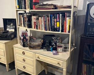 Desk with Hutch 