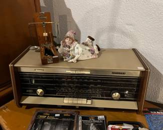 Vtg Radio