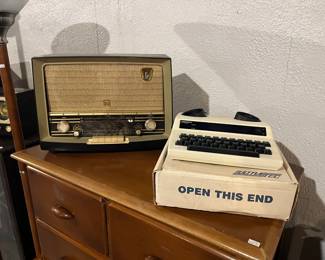 Typewriter 