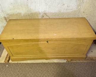 Lane Hope Chest Cedar Chest
