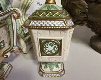 Fitz and Floyd Gregorian Collection Santa Pitcher and Sugar Bowl Set second image