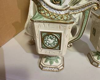 Fitz and Floyd Gregorian Collection Santa Pitcher and Sugar Bowl Set third image