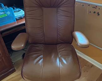 Brown Leather Executive Office Chair