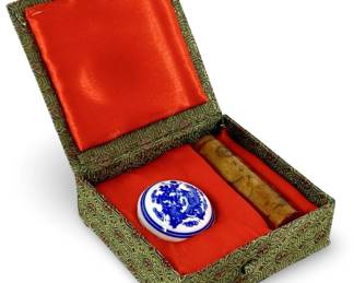 Vintage Chinese Stamp and Ink Set