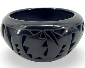 Small Signed Marie Suazo Santa Clara Pueblo Pot