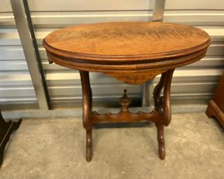 Oval Victorian Table