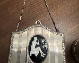 1926 D.F. Briggs Compact Purse Art Deco Silver And Glass Cameo