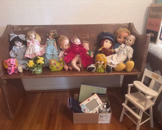 So many dolls! And doll clothes! 