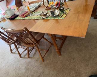 Fabulous dining table at full extension