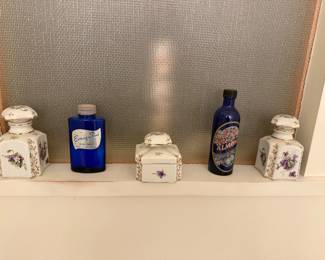 Vintage vanity set, vintage Bourjois "Evening in Paris" talcum powder bottle