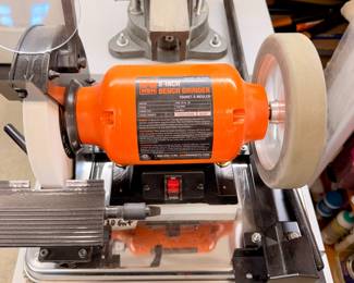 WEN 8” Bench Grinder