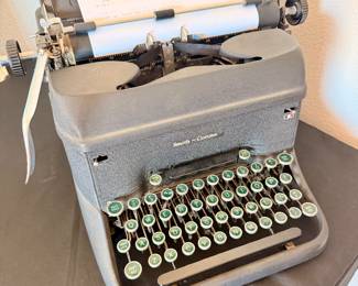 Smith & Corona vintage typewriter 